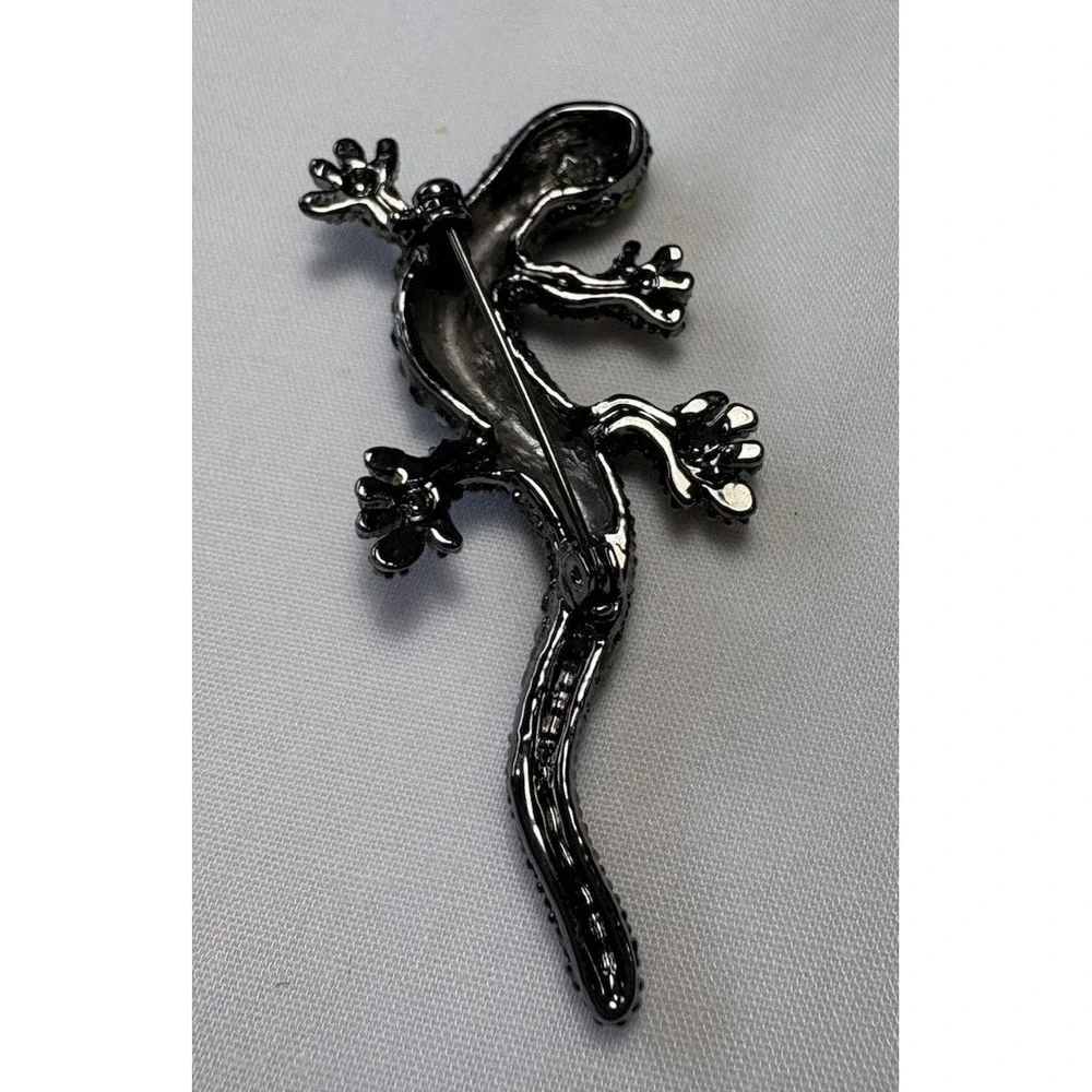 Vintage Sparkling Gecko Lizard Brooch Pin Estate Gift Boxed Iridescent Crystals